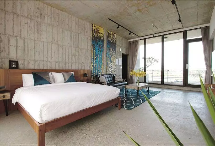 簡易ホテル Crisscross