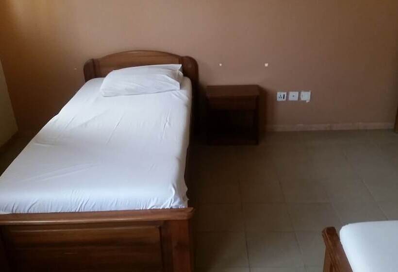 مسافرخانه Hôtel La Citronnelle