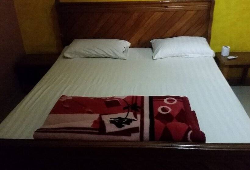 مسافرخانه Hôtel La Citronnelle