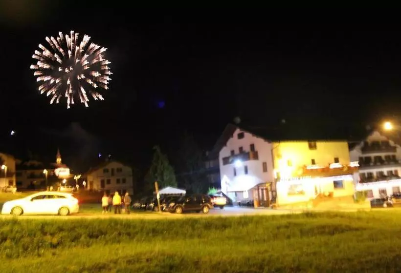 ホテル Cime D'auta