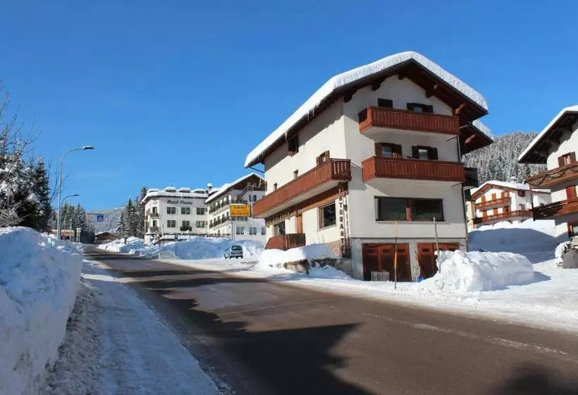 ホテル Cime D'auta