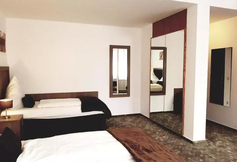 Easy&cosy Hotel Moers