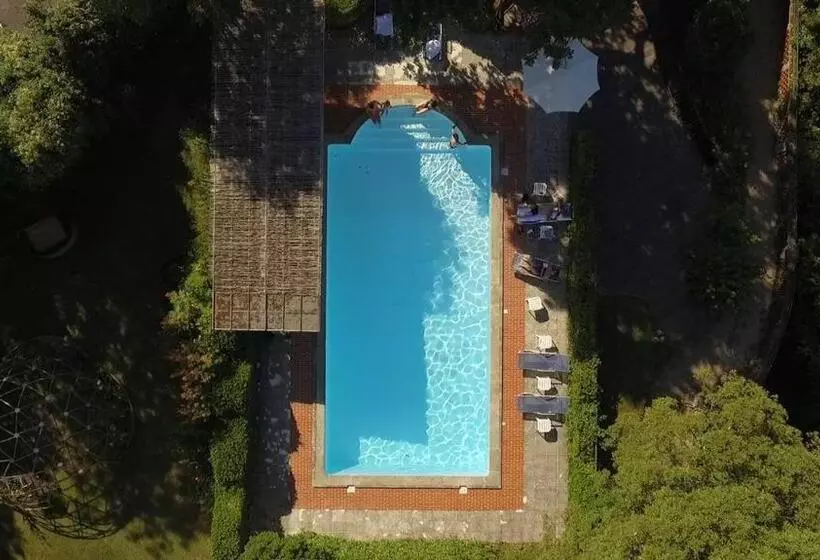 Hotelli Hôtel L Yeuse   Teritoria