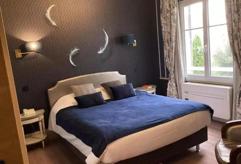 Hotelli Hôtel L Yeuse   Teritoria