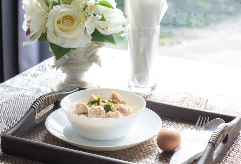 The Greenery Central Suite &