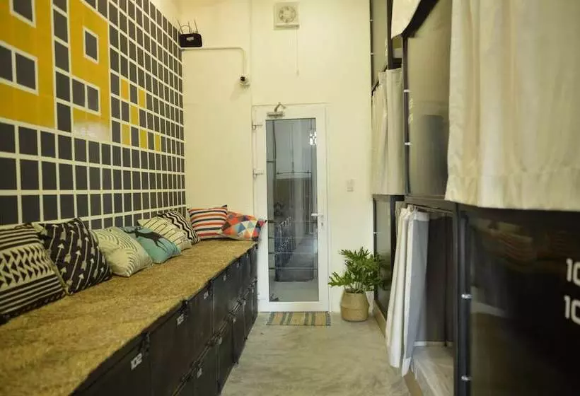 199x Cong Quynh   Hostel