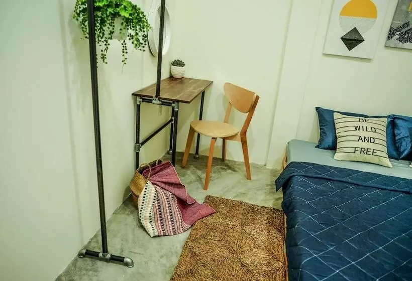 199x Cong Quynh   Hostel