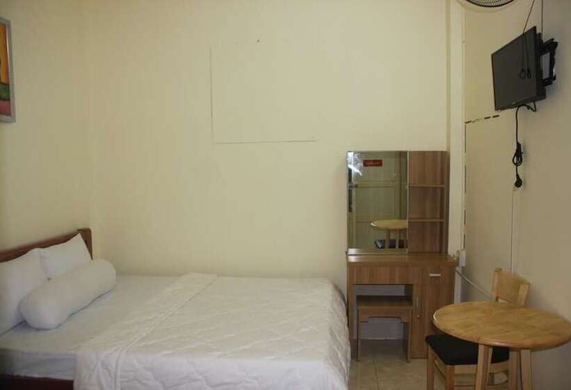 Nancy Guesthouse Hostel