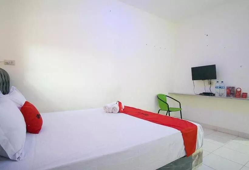 ペンション Reddoorz @ Pematangsiantar 2