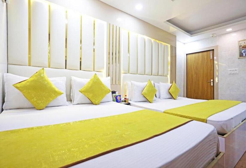 בית מלון כפרי Preet Palace 5 Mints Walk From Nizamuddin Railway Station