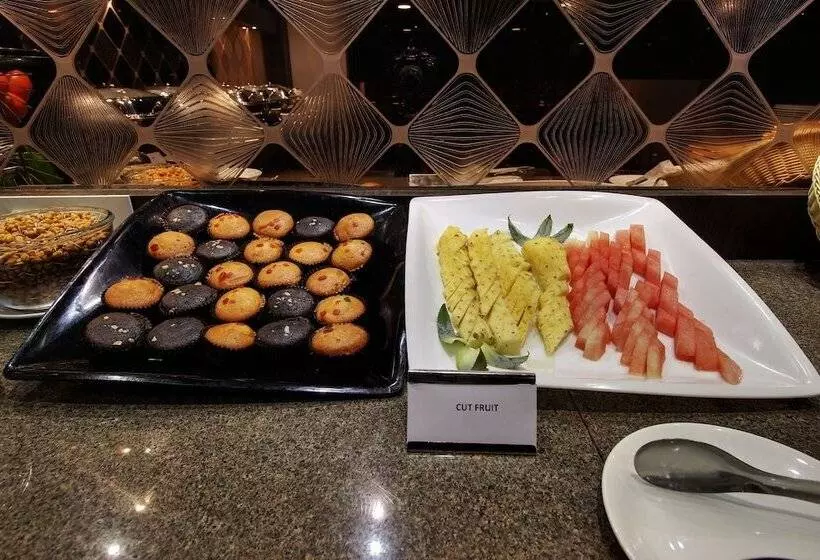 Hotelli Svasti Inn Jamnagar