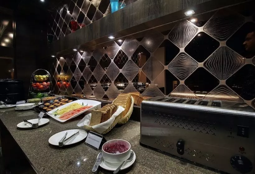 Hotelli Svasti Inn Jamnagar