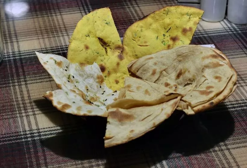 Hotelli Svasti Inn Jamnagar