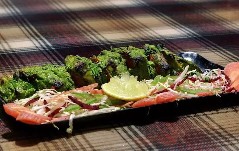 Hotelli Svasti Inn Jamnagar