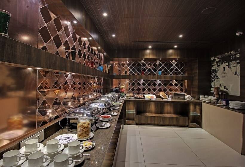 בית מלון כפרי Svasti Inn Jamnagar