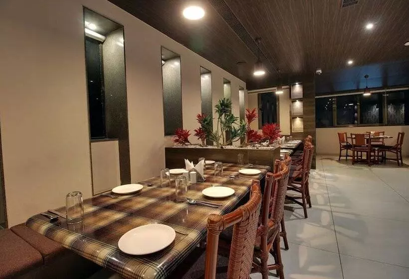 Hotelli Svasti Inn Jamnagar