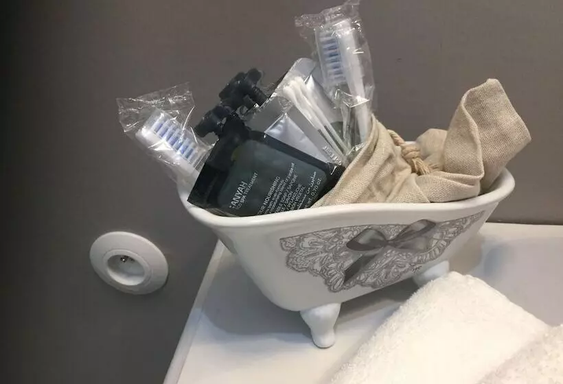 ベッドアンドブレックファースト A L'aube De Troyes