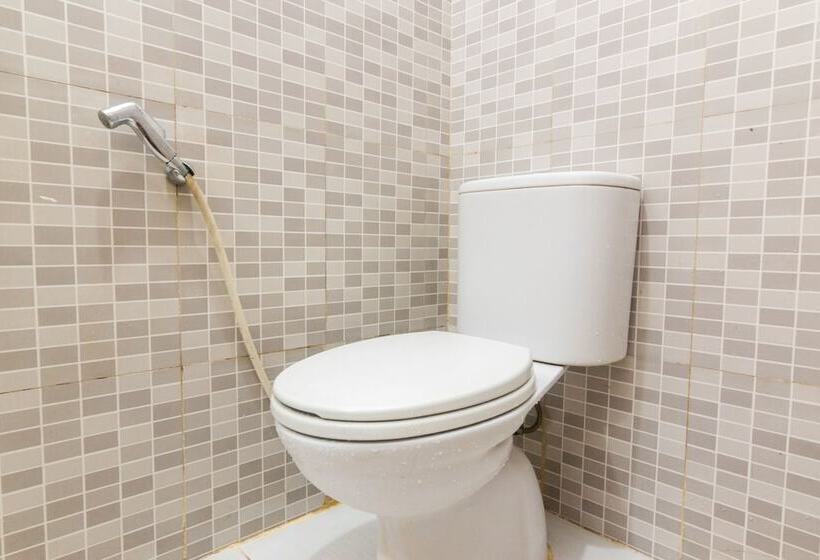 فندق Oyo 1635 New Star