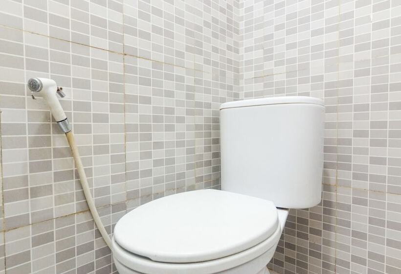 فندق Oyo 1635 New Star