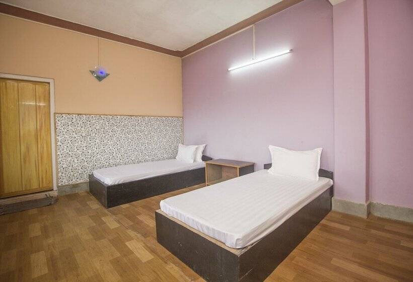 בית מלון כפרי Spot On 61318 Plato Homestay