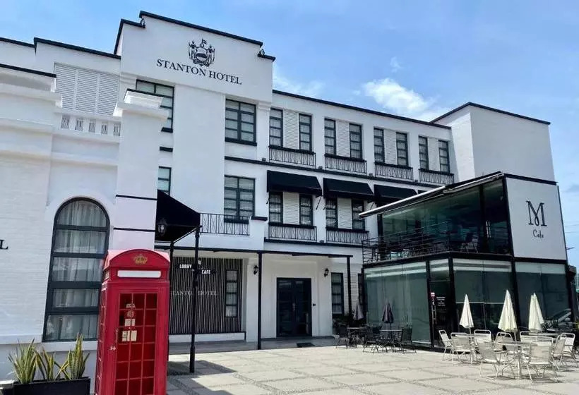 ホテル Stanton