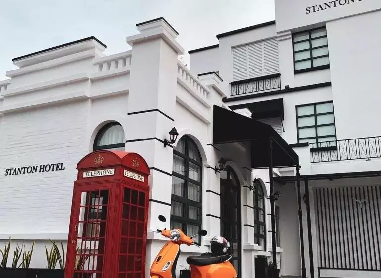 ホテル Stanton