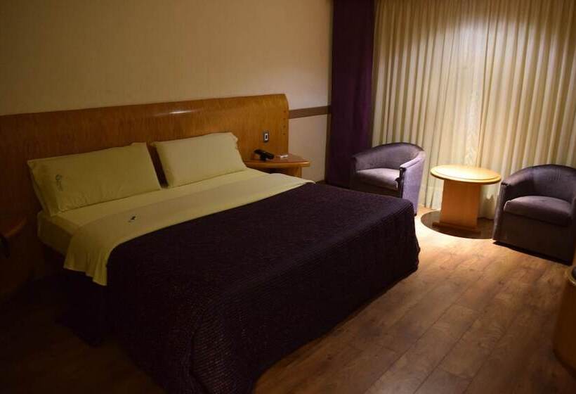 호텔 & Suites La Marquesa