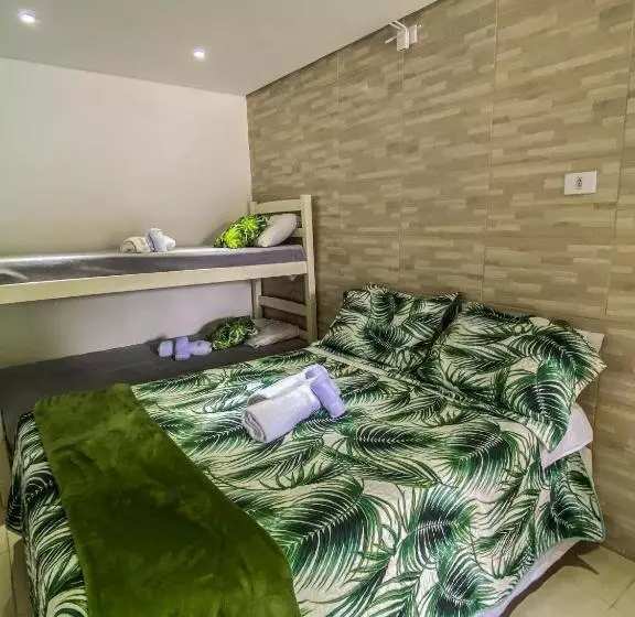ペンション Pousada Orquídeas Do Guarujá