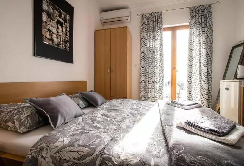 پانسیون Rooms Bačić