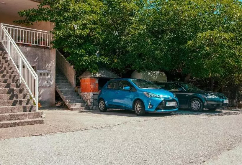 پانسیون Rooms Bačić