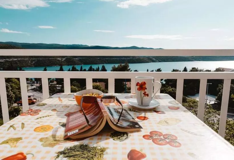 پانسیون Rooms Bačić