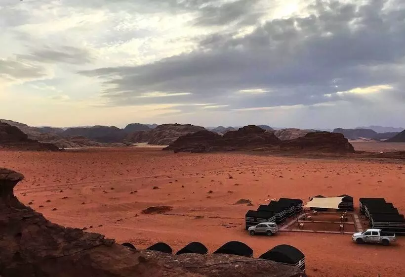 تختخواب و صبحانه Wajd Rum Luxury Camp