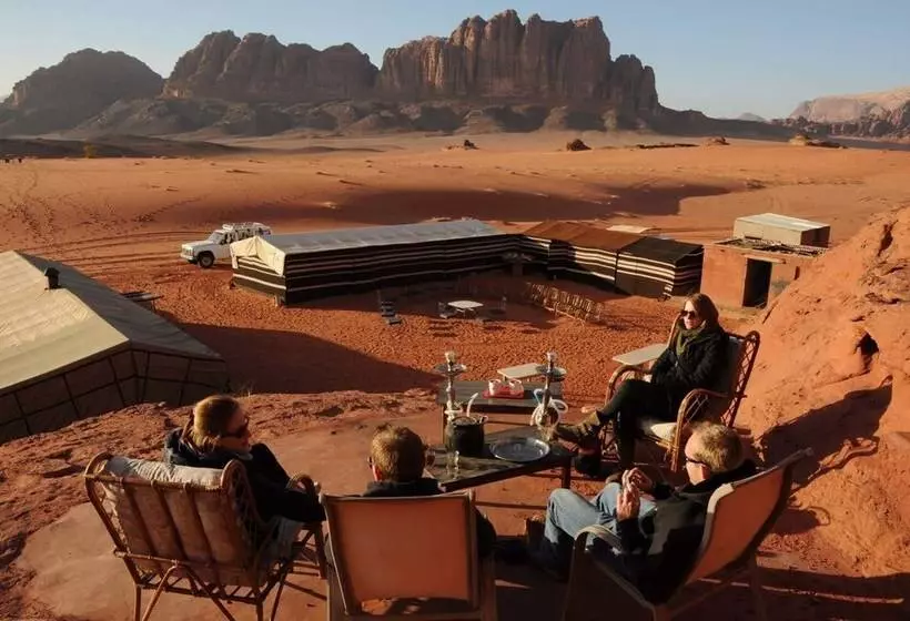 تختخواب و صبحانه Wajd Rum Luxury Camp