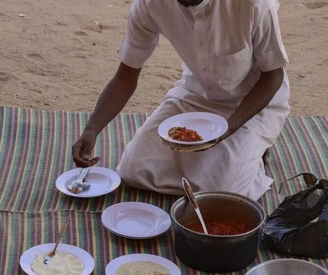 تختخواب و صبحانه Wajd Rum Luxury Camp