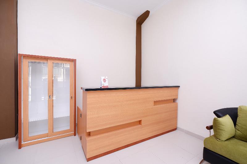 فندق Oyo 1506 Shabrina 2 Syariah