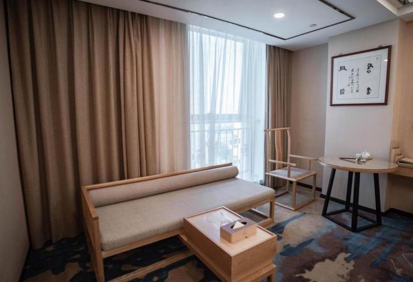 Hotel Vyluk J  Tongxiang Edz