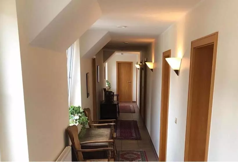 Hotelli Haus Schönewald