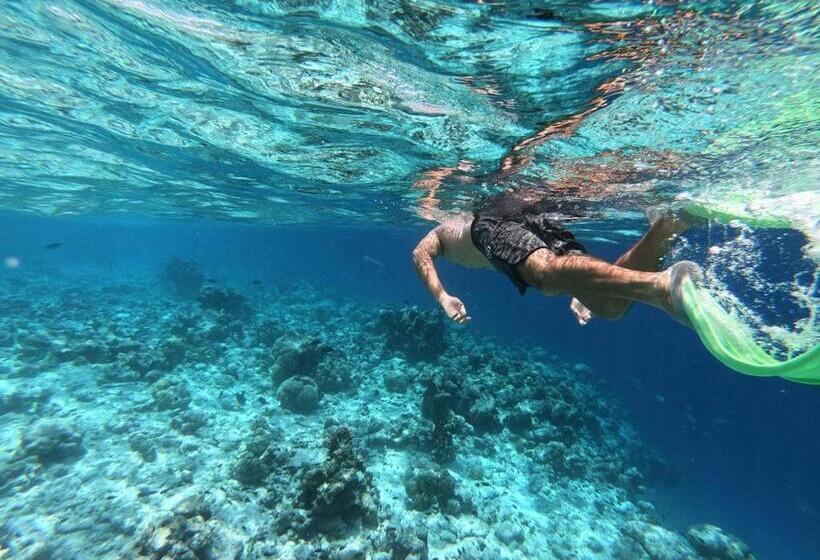 هتل Moodhumaa Inn