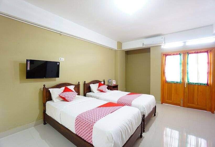 فندق Reddoorz Brand Man12045 Reddoorz Near Megamall Manado