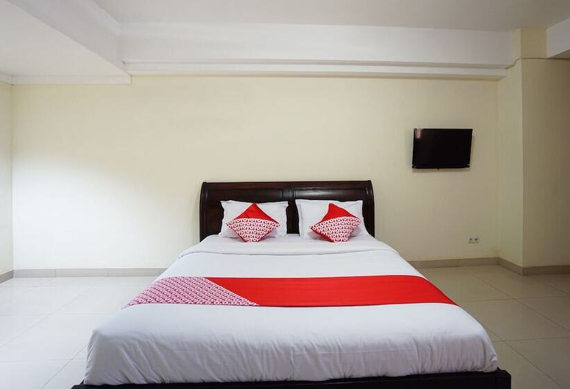 فندق Reddoorz Brand Man12045 Reddoorz Near Megamall Manado