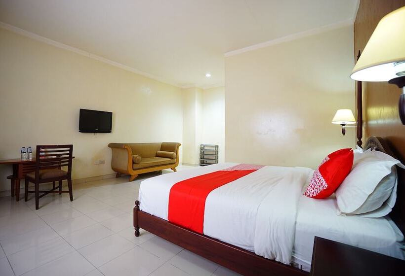 فندق Reddoorz Brand Man12045 Reddoorz Near Megamall Manado