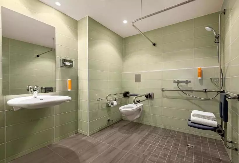 Hotelli Super 8 By Wyndham Mainz Zollhafen