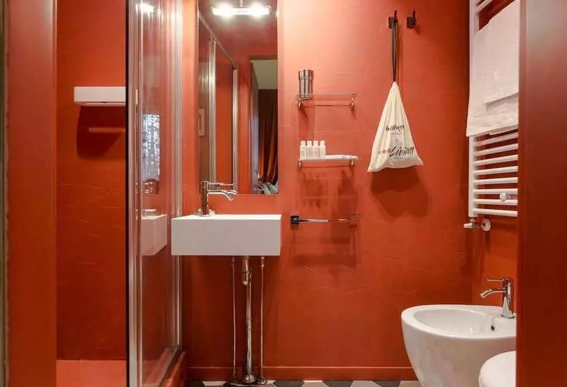 پانسیون Living Suites