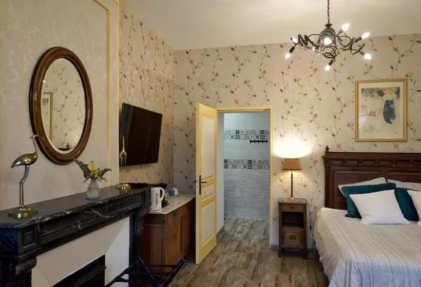 Aamiaismajoitus (B&B) Au Chapitre