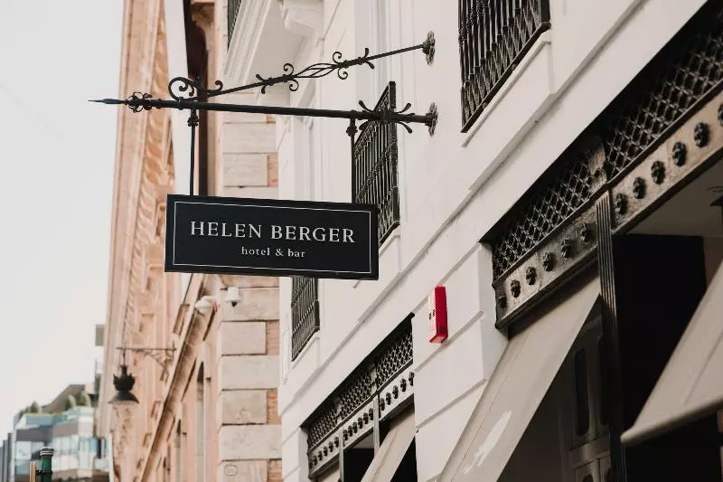 هتل Helen Berger Boutique