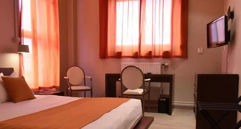 هتل Hôtel Le Transatlantique   Lycée Hôtelier La Rochelle