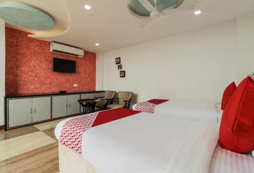 בית מלון כפרי Oyo 8867 Jaya Grand Saver