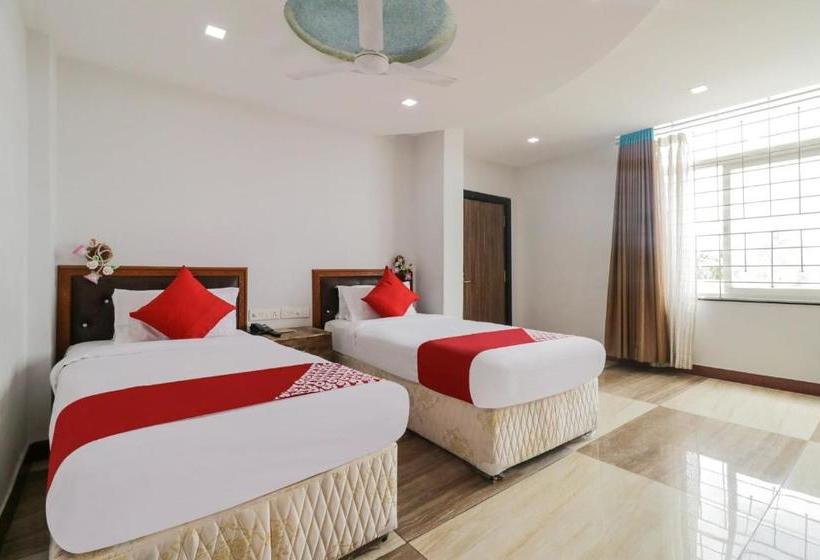 בית מלון כפרי Oyo 8867 Jaya Grand Saver