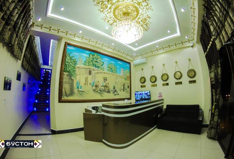 Hotel Buston