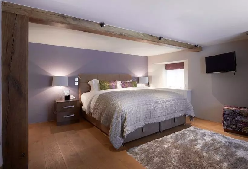 Aamiaismajoitus (B&B) The Dog And Badger